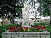 Братская могила советских воинов, п.Шуньга