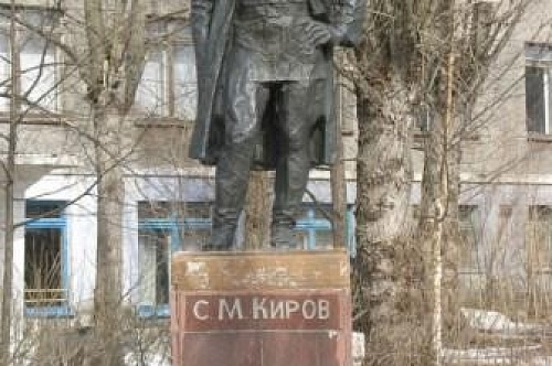 Памятник С.М.Кирову  в г.Кондопога