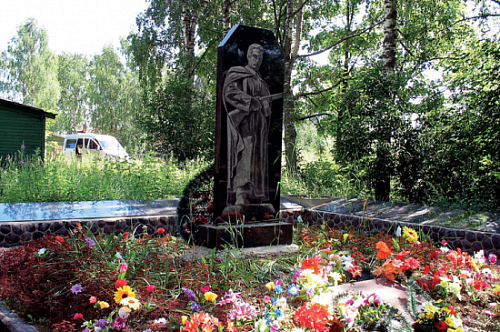 Захоронения советских воинов, погибших в ВОВ